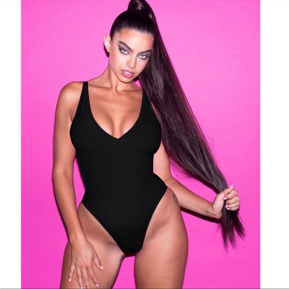 NWT TA3 Hi Cut Plungey Swimsuit Bodysuit in Black